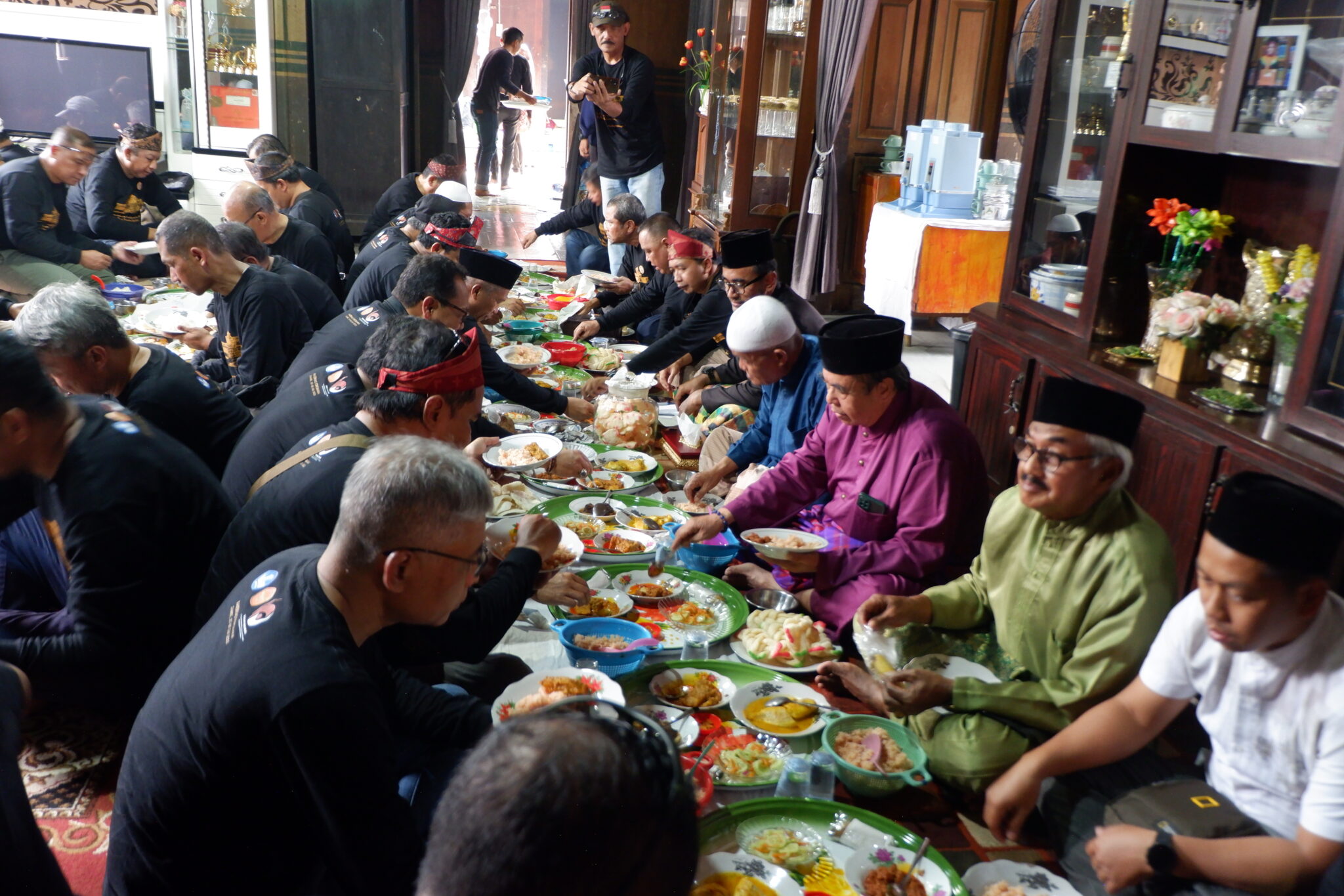 UNJA Ajak Delegasi Forpimawa Makan Baidang