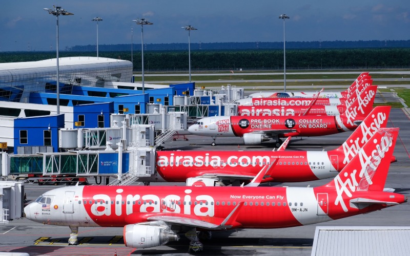 Bagasi Penumpang Air Asia Tujuan Bali Ketinggalan di Bandung