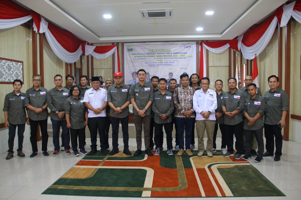 Ketua SMSI Provinsi Jambi Lantik Pengurus Muaro Jambi Periode 2023-2025