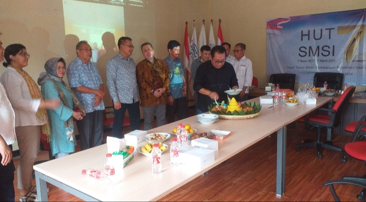 HUTke-7 SMSI: Membangun Daya Hidup Industri Media Siber 