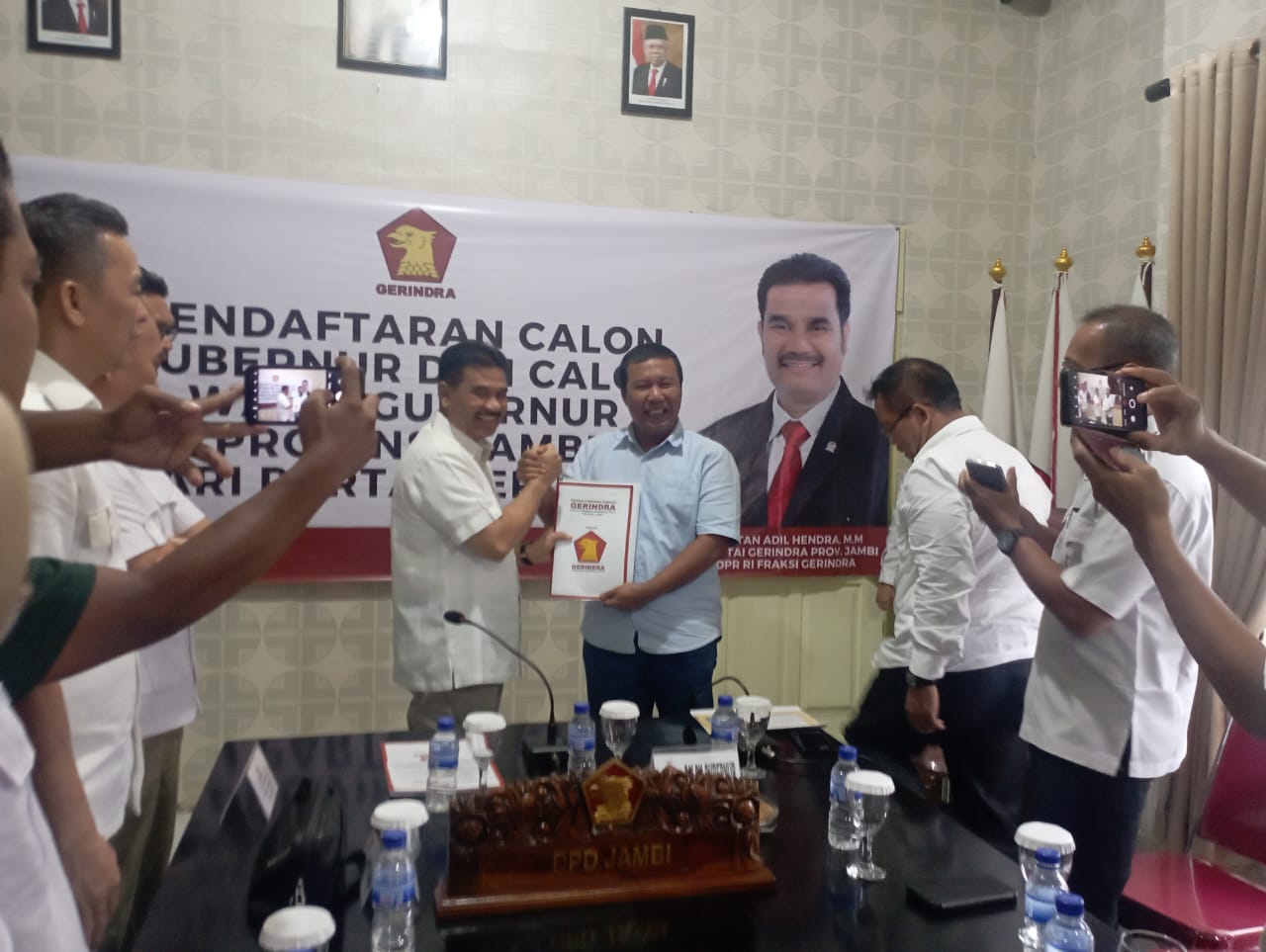 Daftar ke Gerindra, SAH Beri Sinyal Dukung Romi Hariyanto di Pilgub Jambi 2024