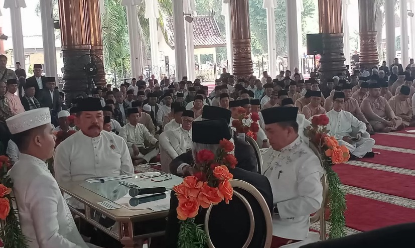 Putri Sulung Gubernur Jambi Al Haris Resmi Menikah dengan Muhammad Iqbal di Masjid Agung Al Falah