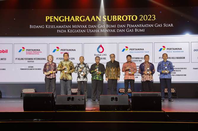 Komitmen Bina Keselamatan Kerja di Industri Migas, Kilang Pertamina Plaju Raih Penghargaan Subroto 2023