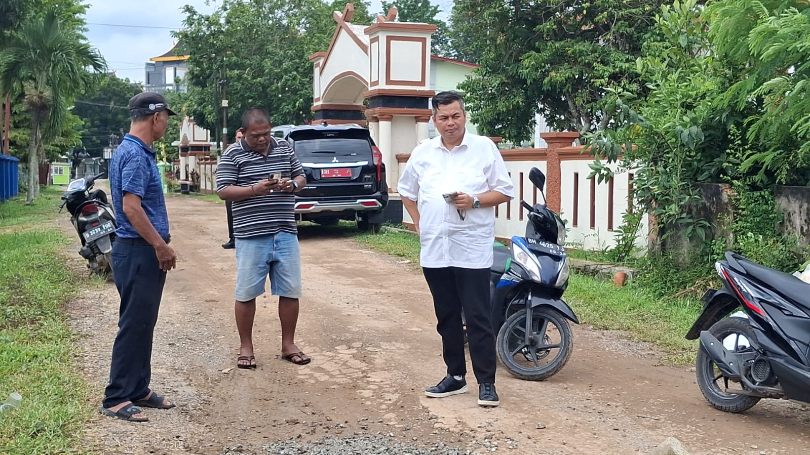 Ketua DPRD Kota Jambi Respons Cepat Keluhan Jalan Rusak