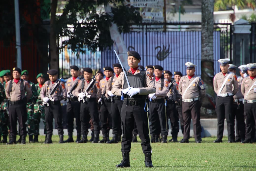 Kapolsek Pelayangan IPTU Yuda Saputra Dipercaya Jadi Komandan Upacara Hari Bhayangkara ke-80