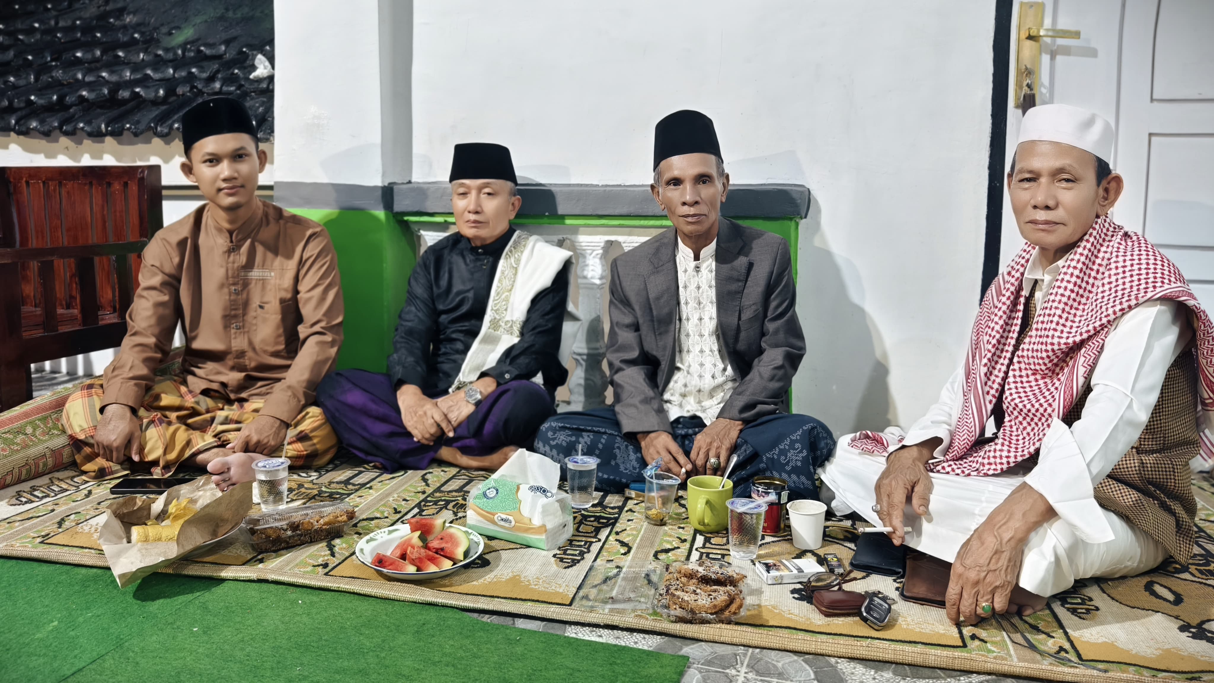 Tradisi Ramadan: Keluarga H. Ridwan Agus Gelar Buka Puasa dan Tarawih Bersama di Mushola Abdurrahman