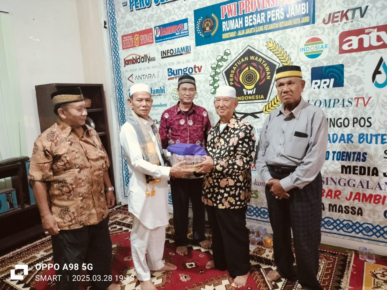 PWI Provinsi Jambi Gelar Buka Bersama, Ketua PWI: Ramadan, Momentum untuk Berbanyak Amal