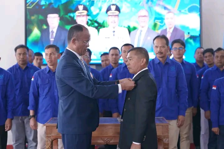 Mat Sanusi Lantik Ketua KONI Kerinci, Drs. Nafrizal Resmi Menjabat Periode 2025–2029