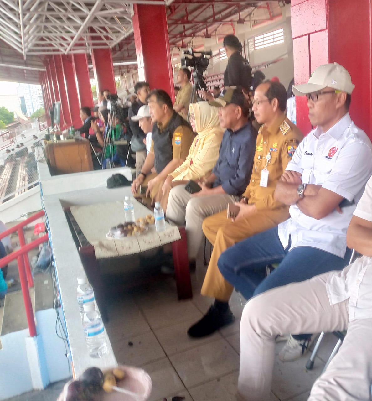 Ketua KONI Jambi AKBP M. Sanusi Saksikan Laga Perdana Gubernur Cup Sepak Bola HUT ke-69 Provinsi Jambi