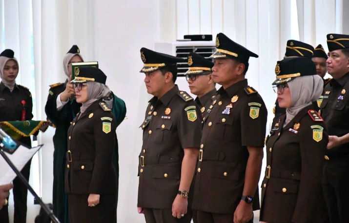 Kajati Jambi Sugeng Hariadi Rombak Jajaran 11 Pejabat Eselon III Dilantik, Robi Harianto S Nahkodai Kejari Sungai Penuh